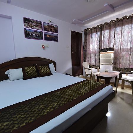 Hotel Mohit Palace Jaipur Exterior photo